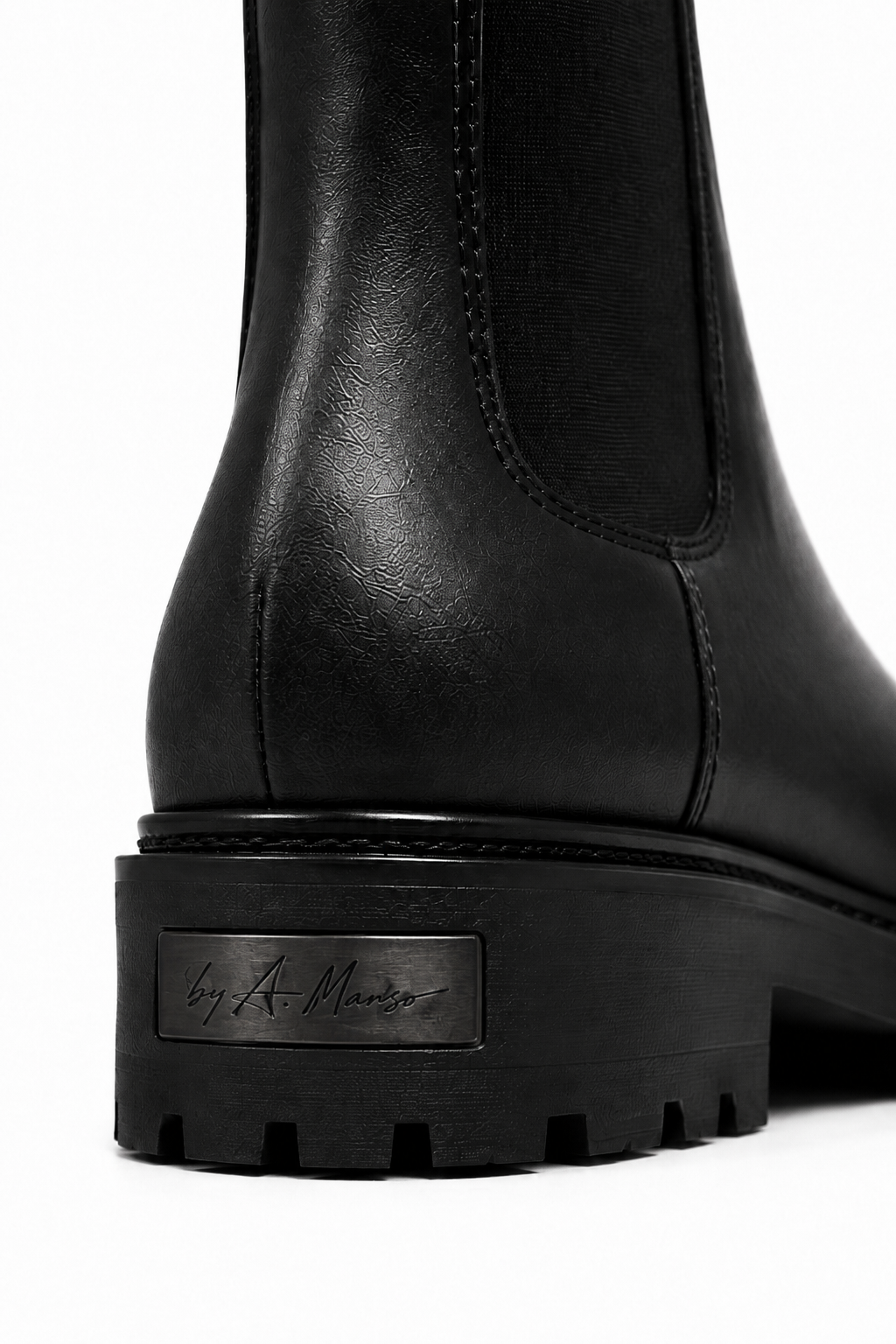 OBSIDIAN CHELSEA BOOTS 000 — centered heel plaque and logo detail