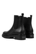OBSIDIAN CHELSEA BOOTS 000 — pair three-quarter view