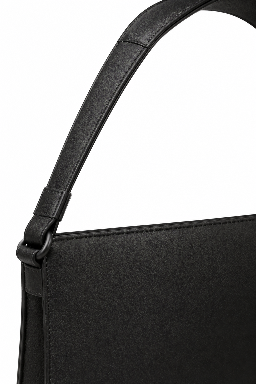 STRUCTURED LEATHER BAG 000 — strap and hardware detail