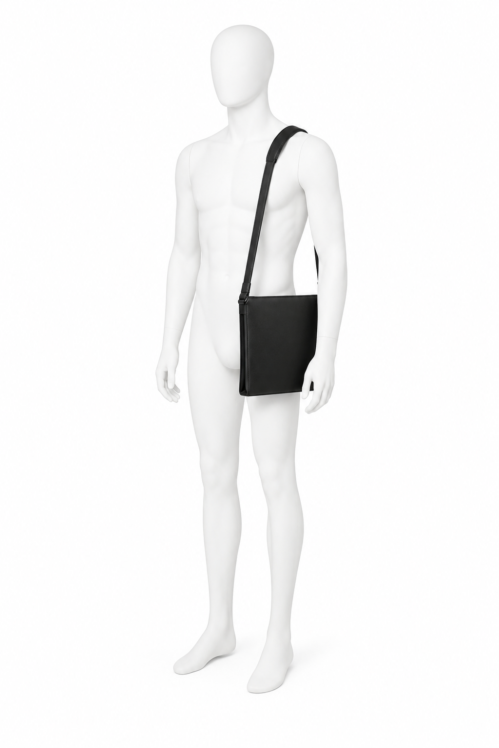 STRUCTURED LEATHER BAG 000 — original mannequin product image